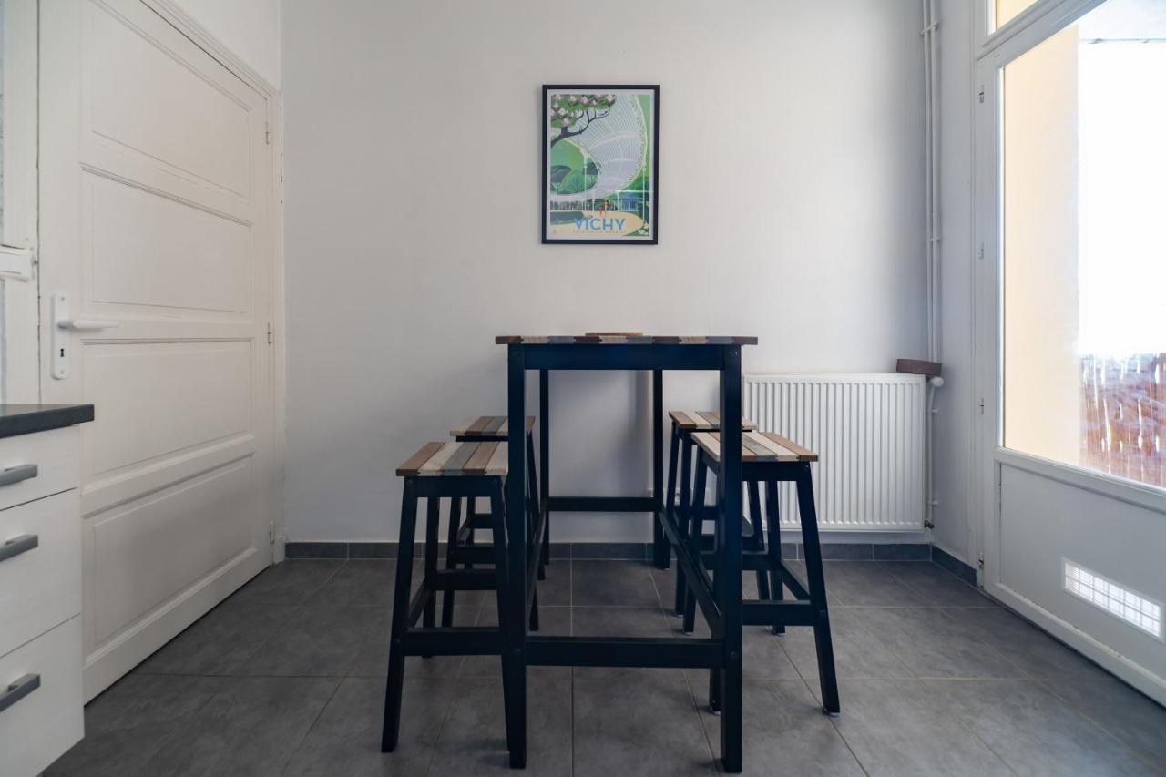 Le Belfort - Grand Appartement Avec Terrasse Et Parking Prive Vichy Extérieur photo