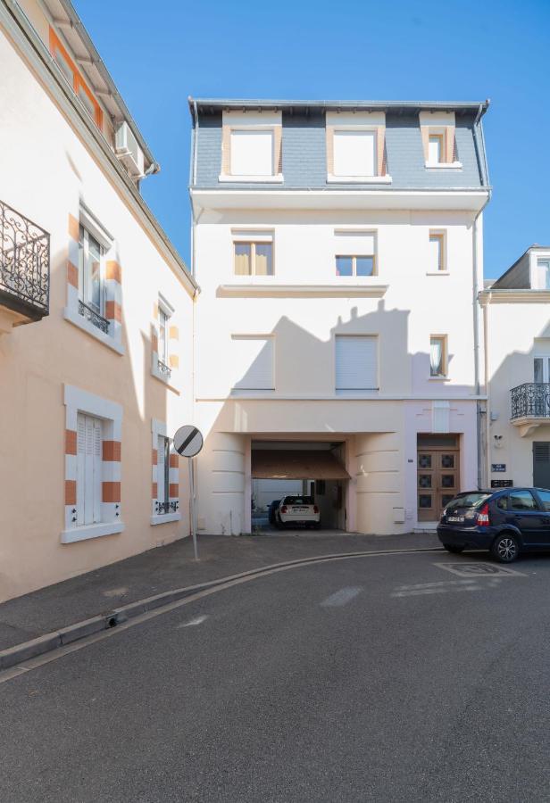 Le Belfort - Grand Appartement Avec Terrasse Et Parking Prive Vichy Extérieur photo